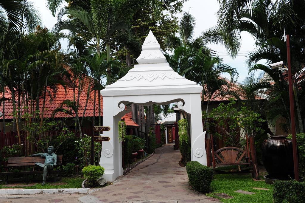 Napalai Pool Villa Resort Pattaya Esterno foto